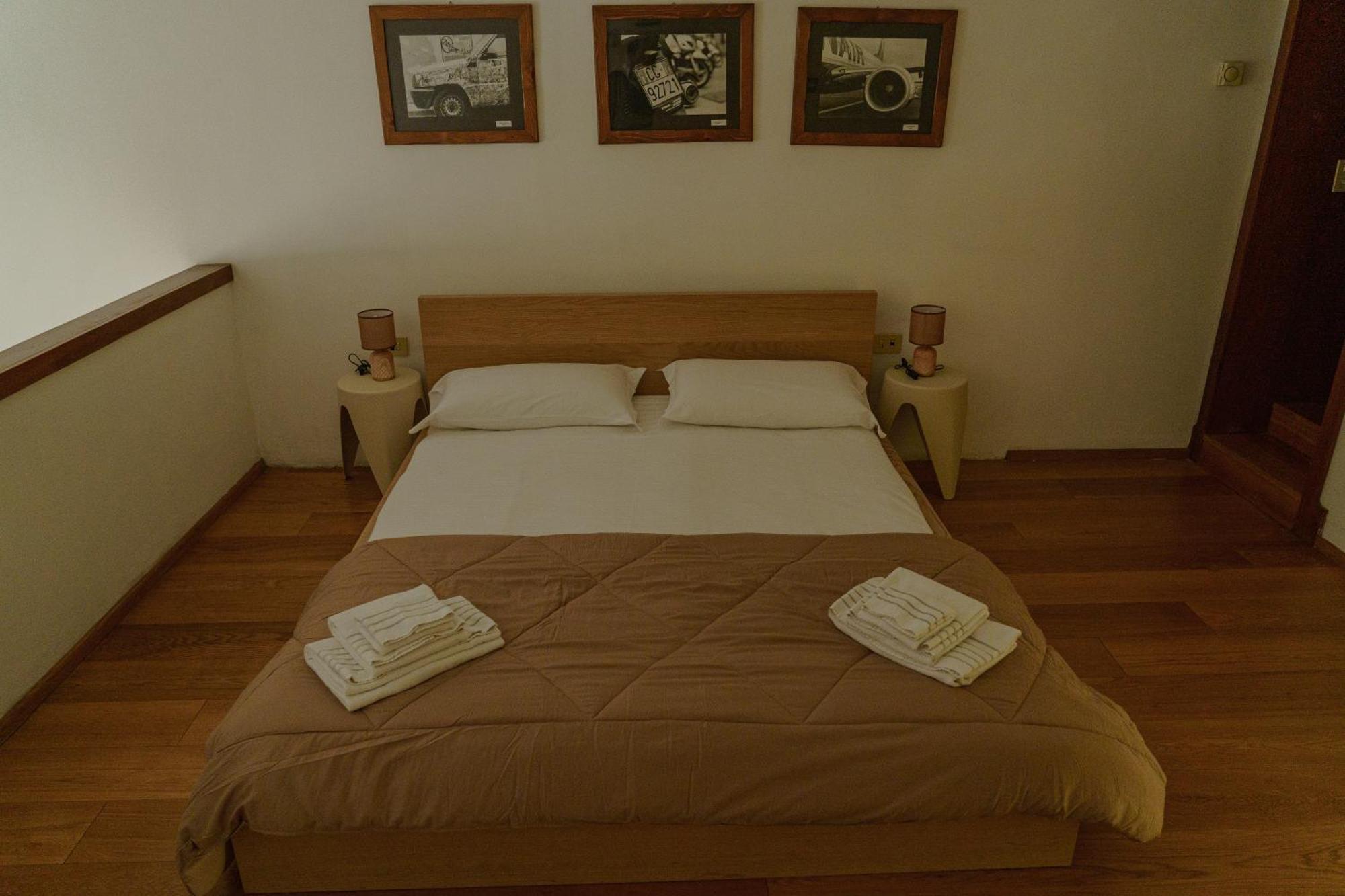 Nice One Bedroom In Historical Building Firenze Eksteriør billede
