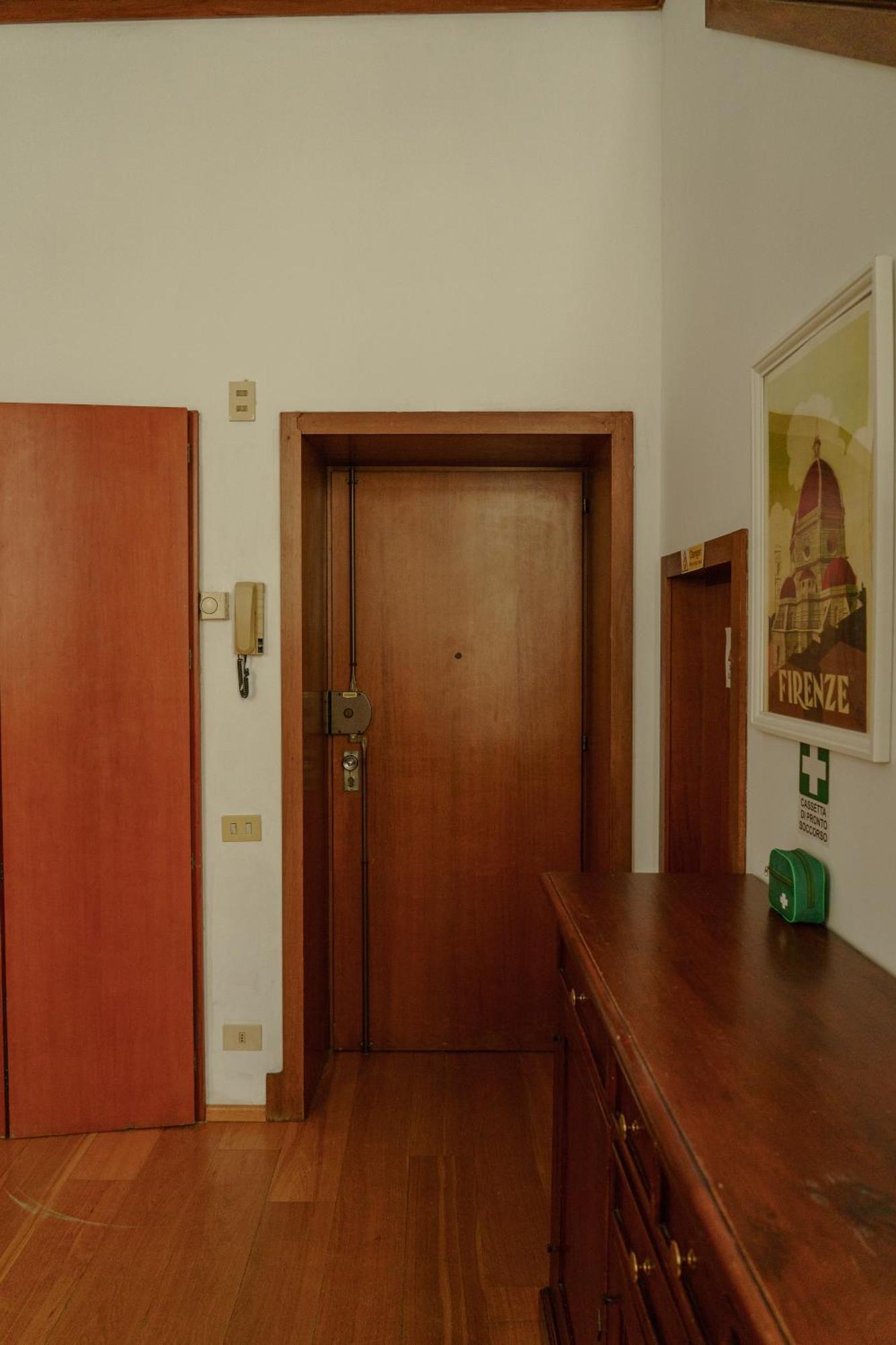 Nice One Bedroom In Historical Building Firenze Eksteriør billede