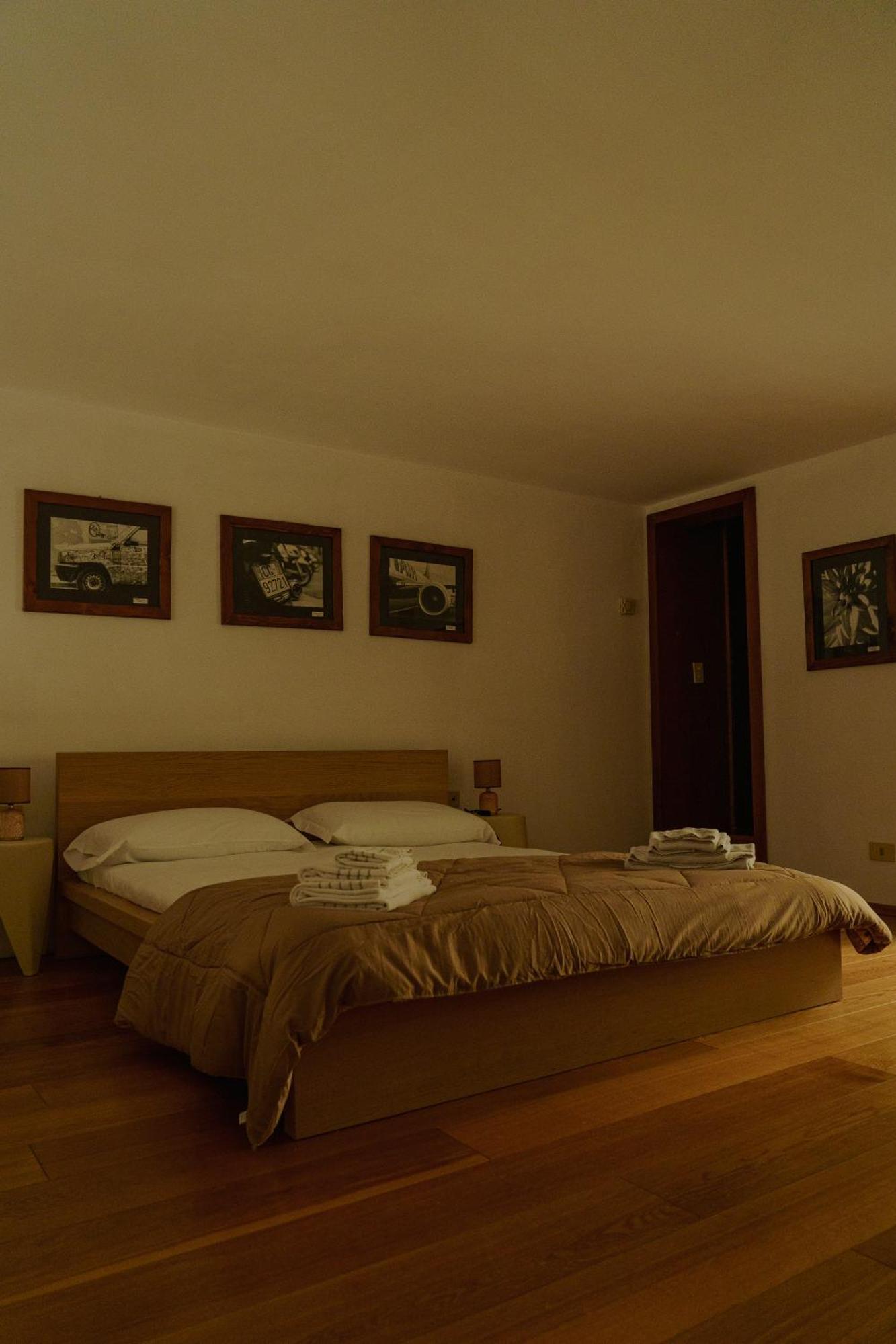 Nice One Bedroom In Historical Building Firenze Eksteriør billede